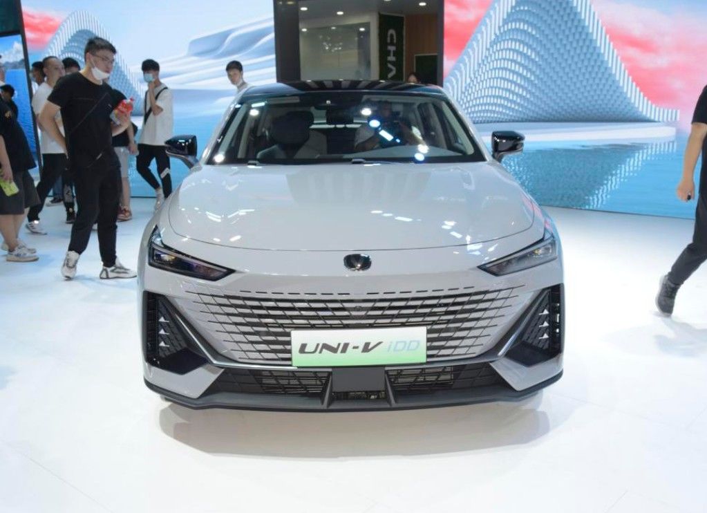 长安univ idd混动版价格